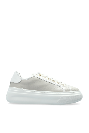 Sport shoes Nuage