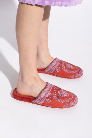 Cotton slides od Versace Home