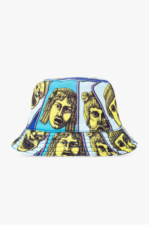 Bucket hat with ‘le maschere’ pattern od Versace