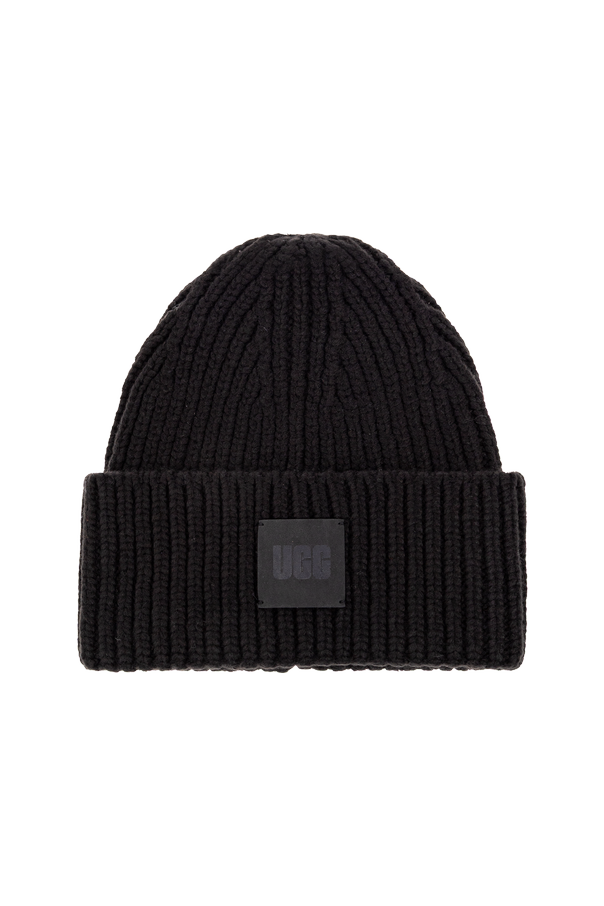 UGG Beanie with logo patch