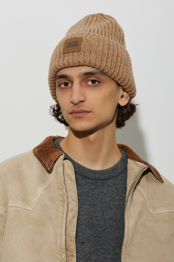 UGG Beanie with logo patch
