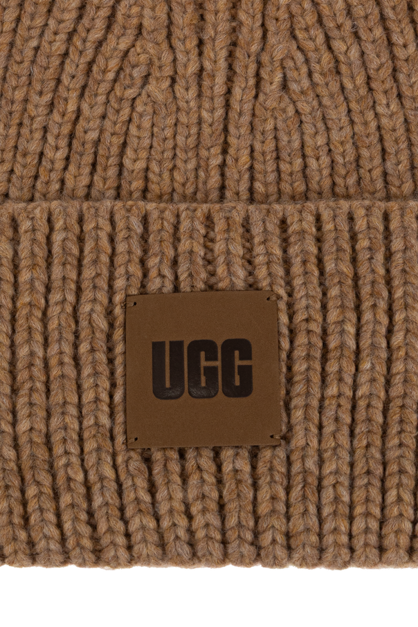 UGG Beanie with logo patch