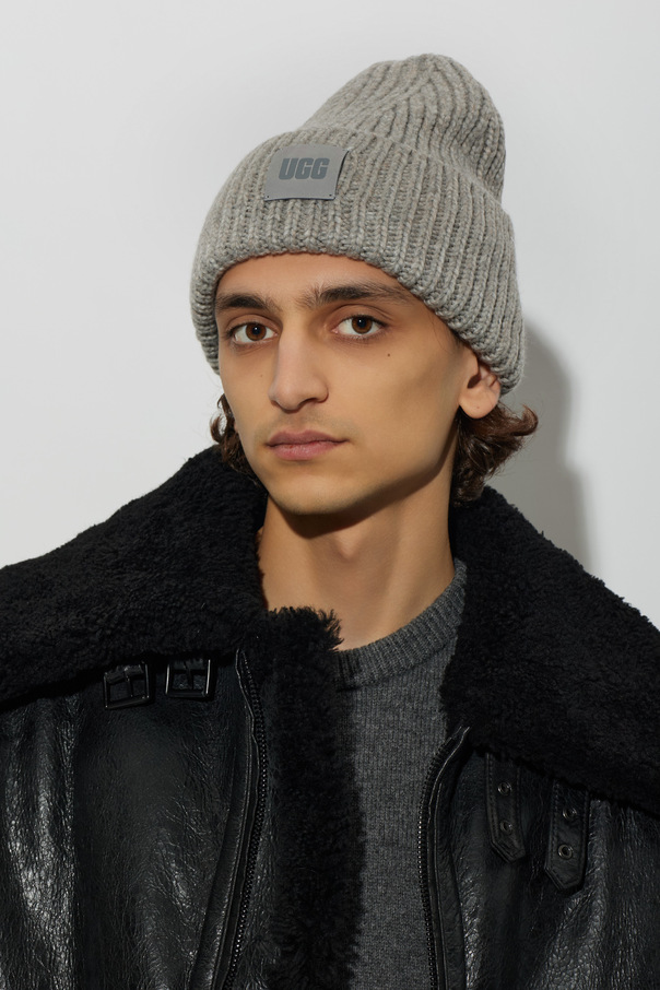UGG Logo patch beanie