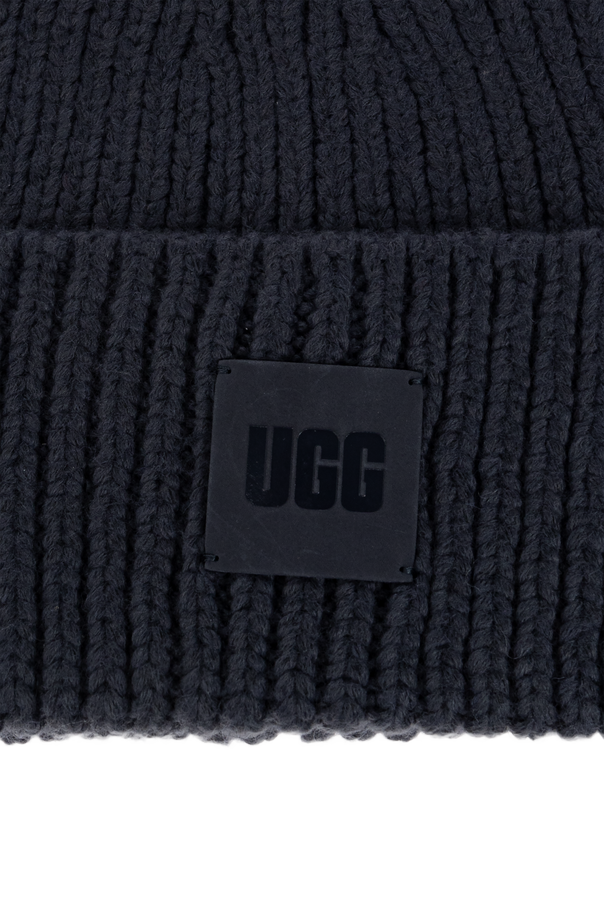 UGG Logo patch beanie