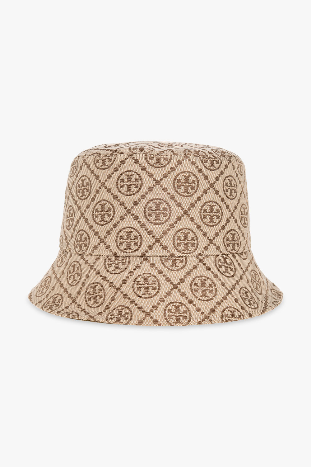 Women's streetwear outfit, Fendi bucket hat
