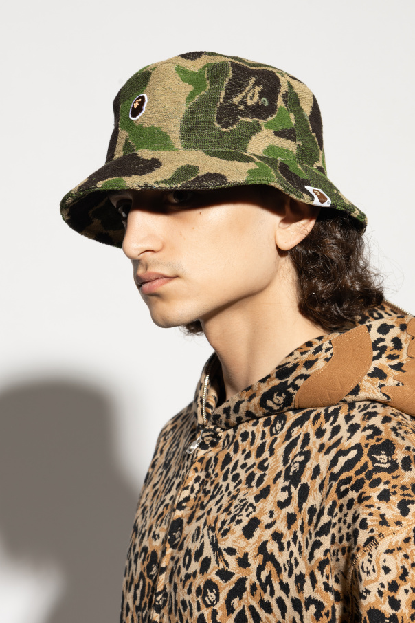 A BATHING APE® Sombrero con logo