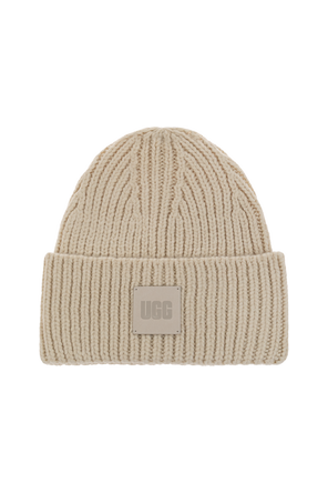 Beanie with logo patch