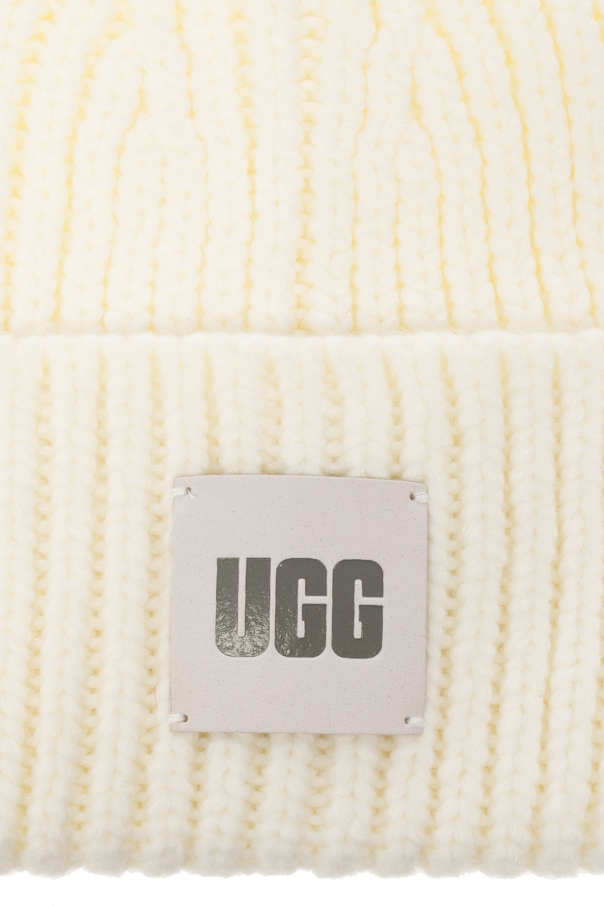 UGG Beanie with logo patch