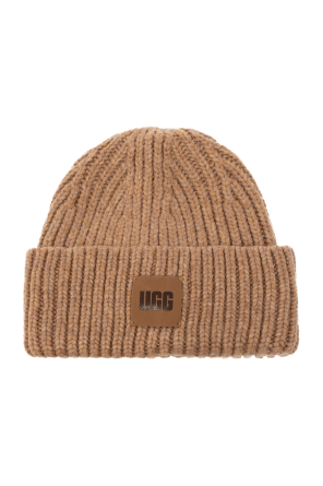 Beanie with logo patch od UGG