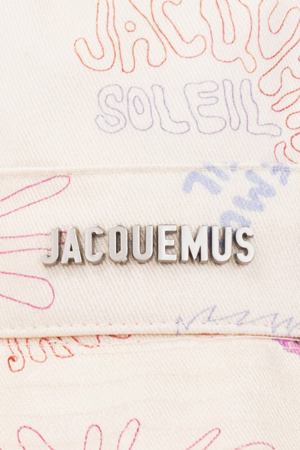 Jacquemus ‘Artichaut’ gloves hat