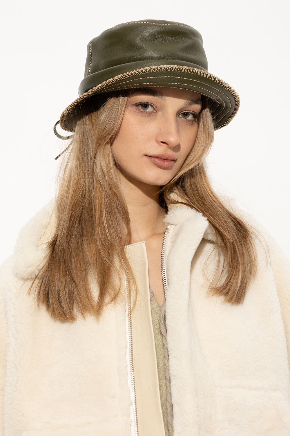 Jacquemus ‘Mentalo’ leather bucket hat