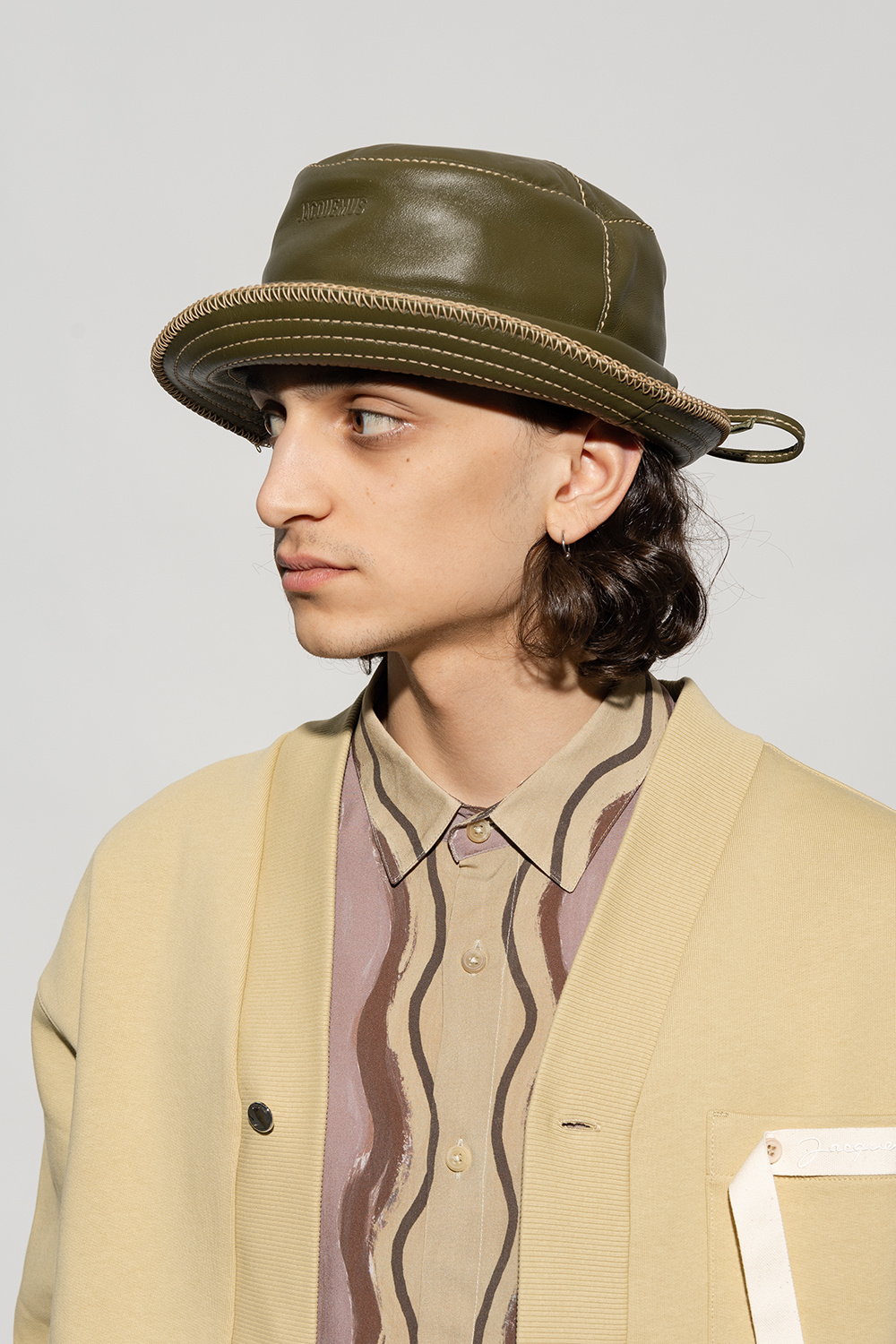 Jacquemus ‘Mentalo’ leather bucket hat