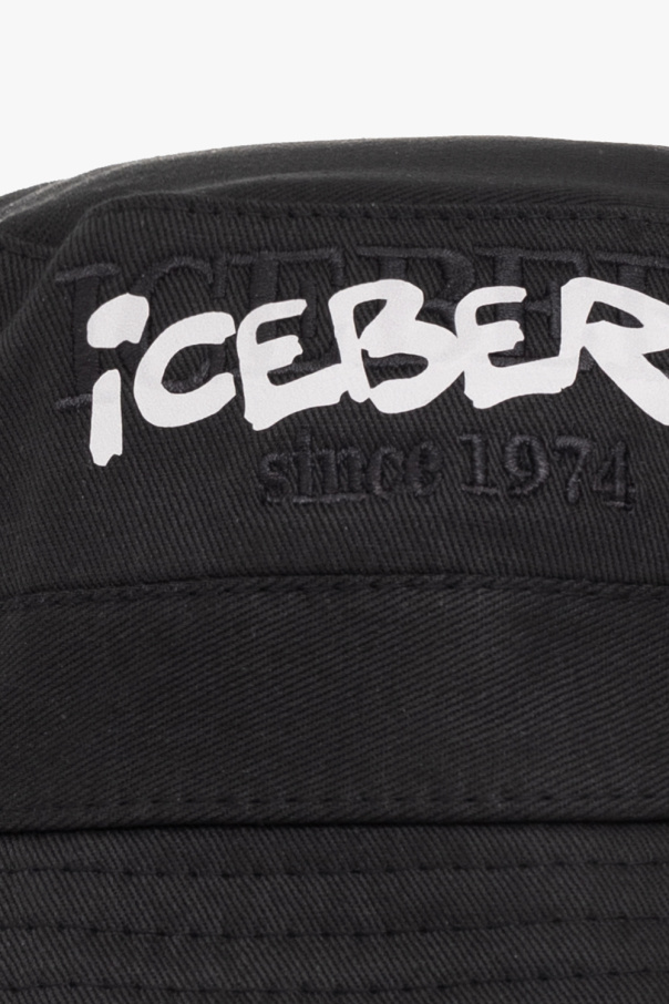 Iceberg caps key-chains robes mats shoe-care pens