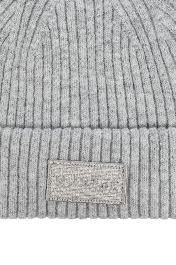 Munthe Mütze mit Logo-Aufnäher