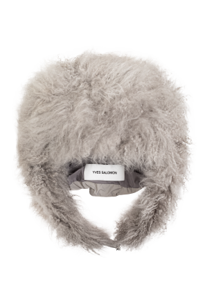 Hat with fur trim od Yves Salomon