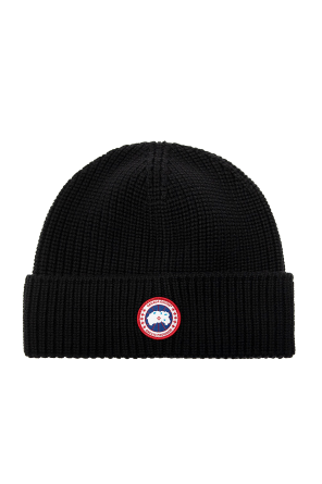 Beanie hat with logo patch