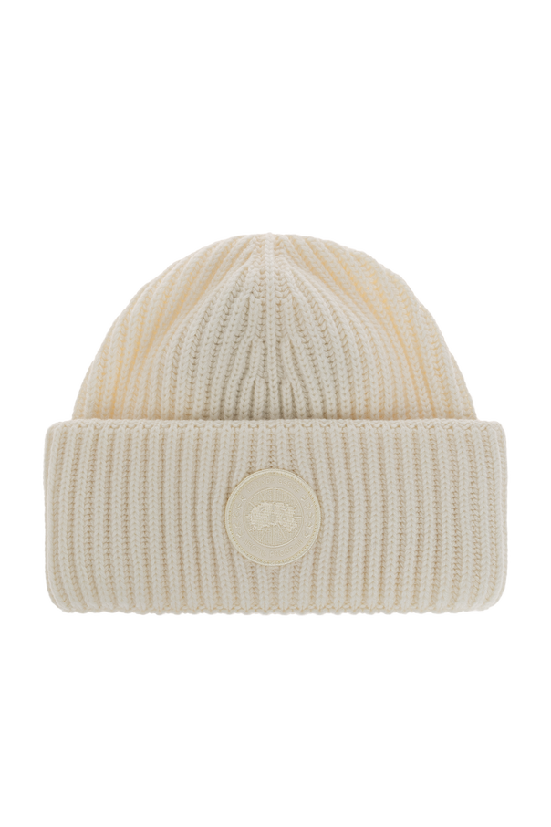 Wool beanie with logo patch od Canada Goose