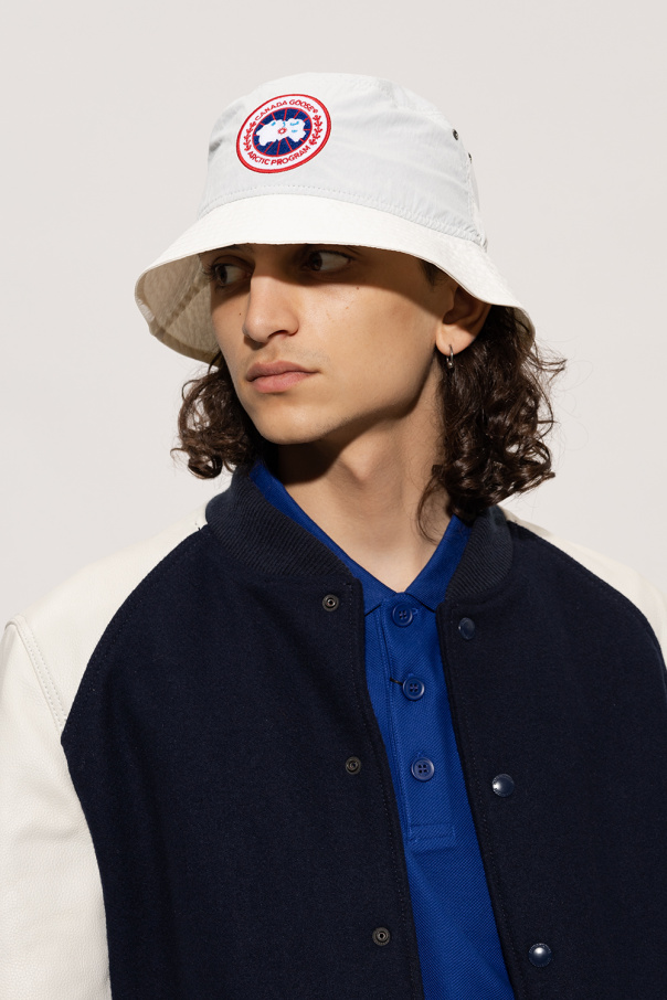 Canada Goose MELISSE HAT WITH CHAIN