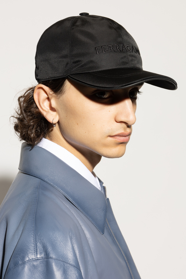 FERRAGAMO Czapka z daszkiem z logo