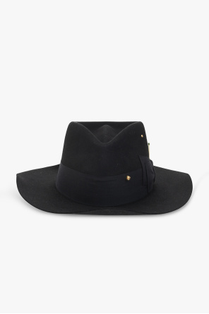 Give your look a new daily grinder with the ® Hester Fragrance hat