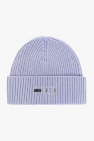 The Vans Curved Bill Jockey Hat is a 100% cotton curved bill jockey hat with direct embroidery