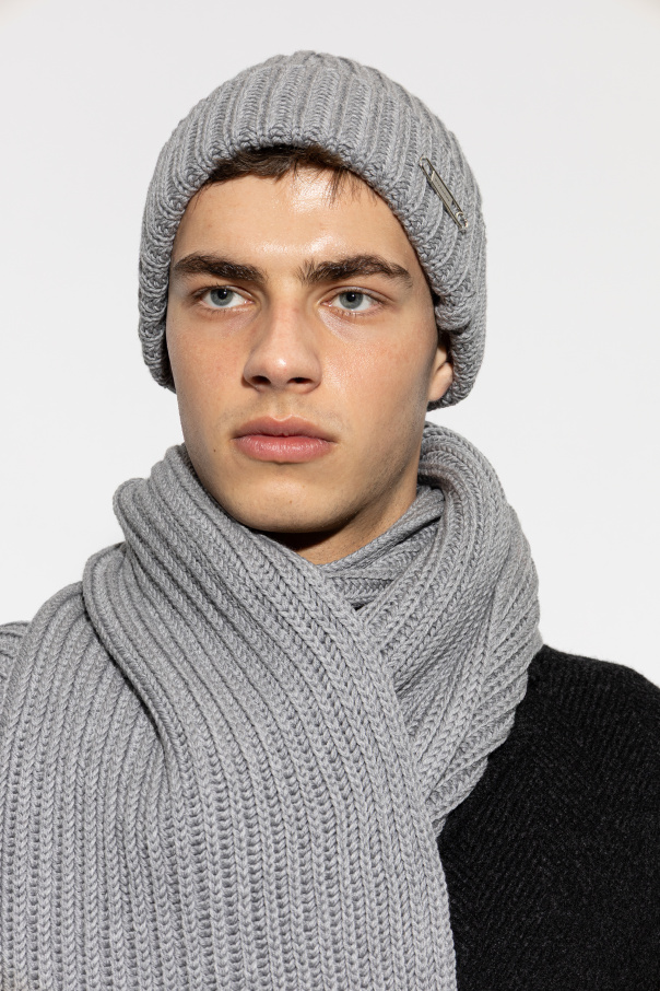 Givenchy Wool hat with applique
