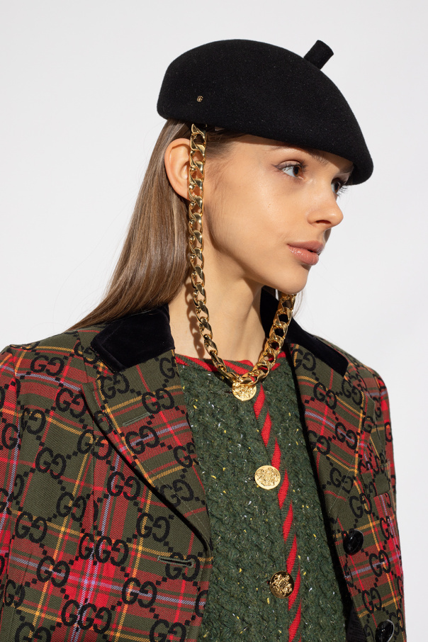 Gucci Felt beret with chain