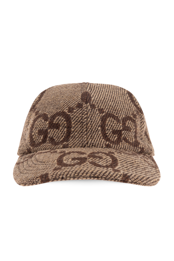 Monogrammed baseball cap od Gucci