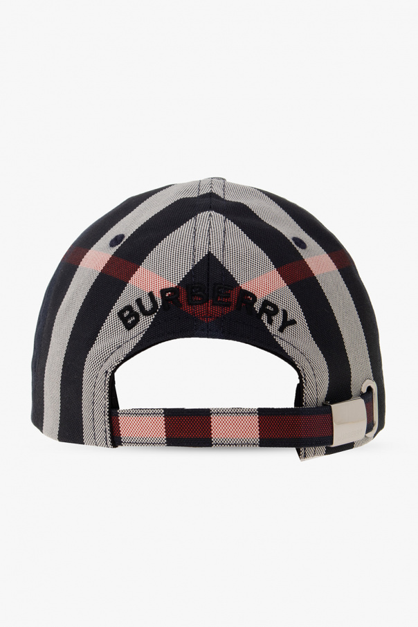 Burberry earrings Baseball cap