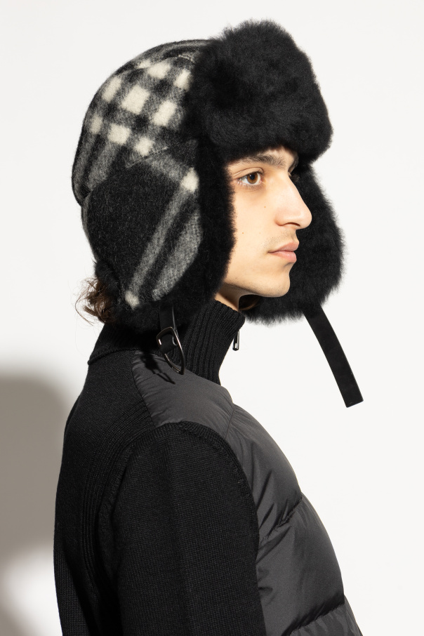 Burberry Wool hat with earflaps