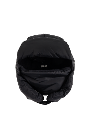 Gorro acolchado con orejeras