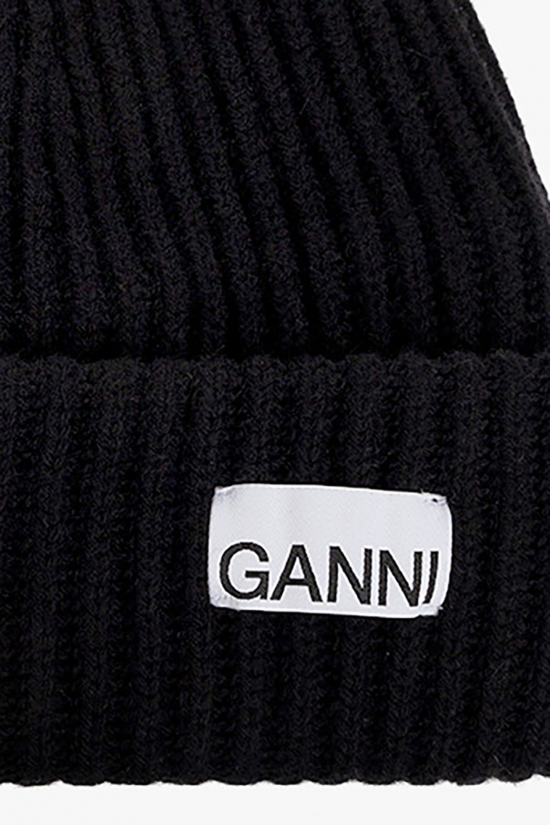 Ganni Cap toe with a round edge