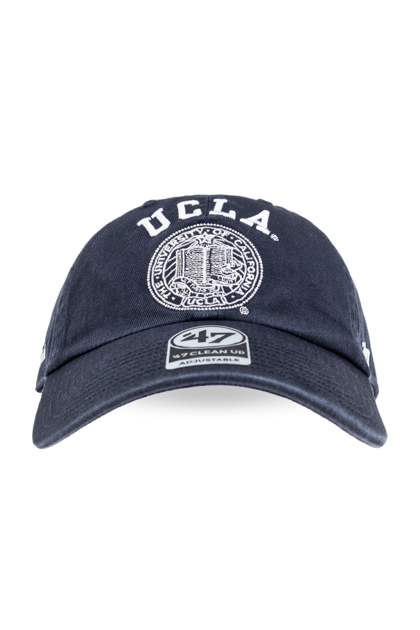 Cap with a visor od Sporty & Rich