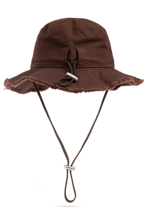 Jacquemus Hut mit rohem Abschluss