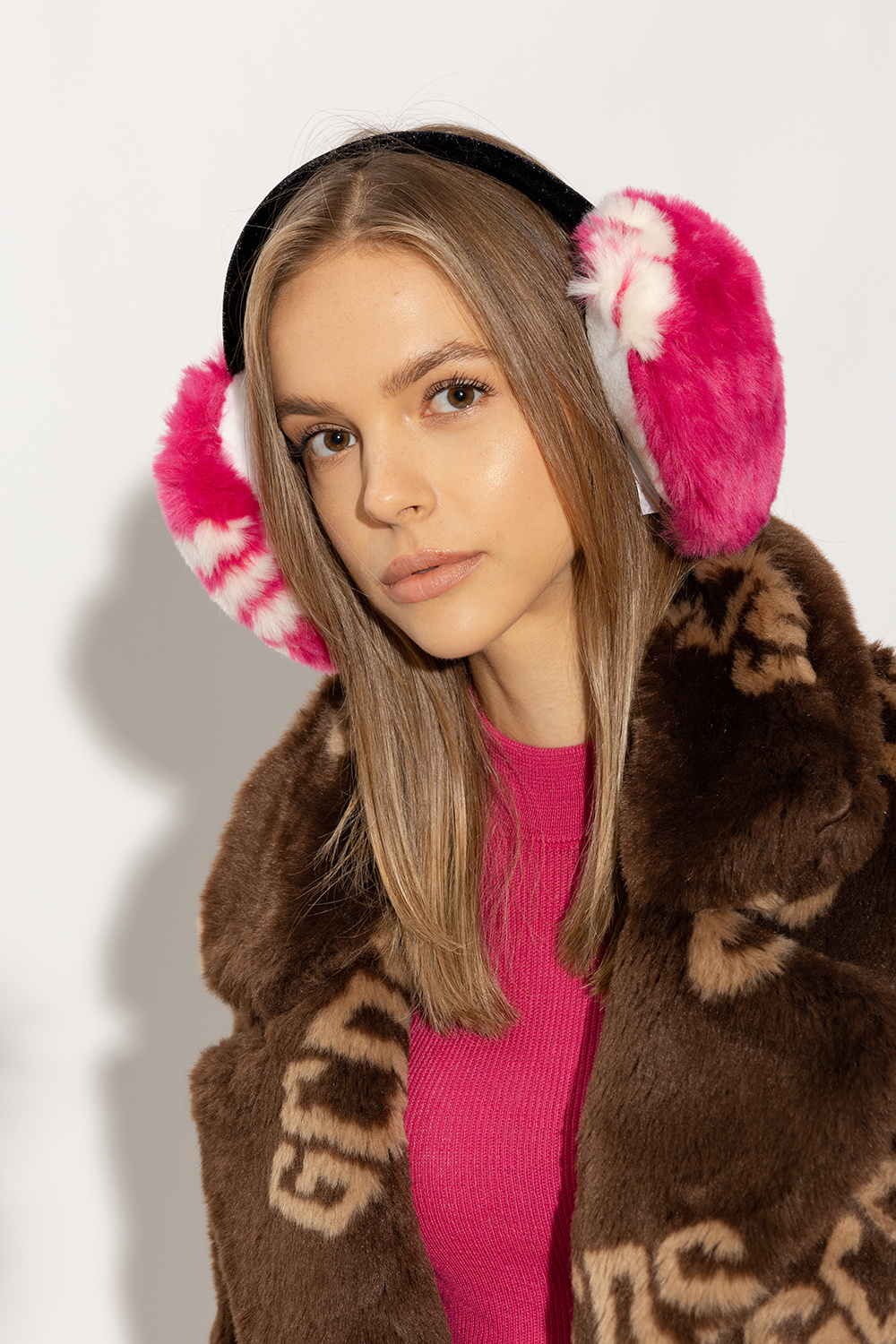 GCDS Earmuffs with logo