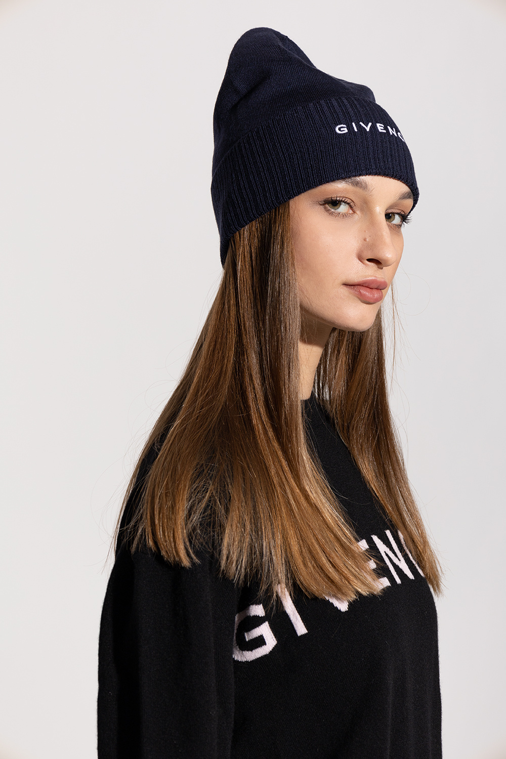 givenchy blazer Beanie with logo