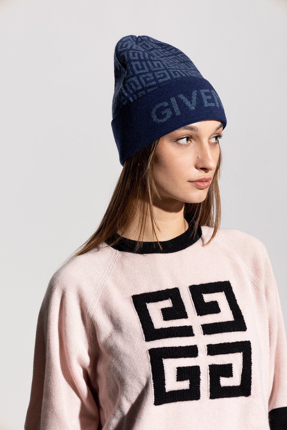 givenchy gv3 Monogrammed beanie