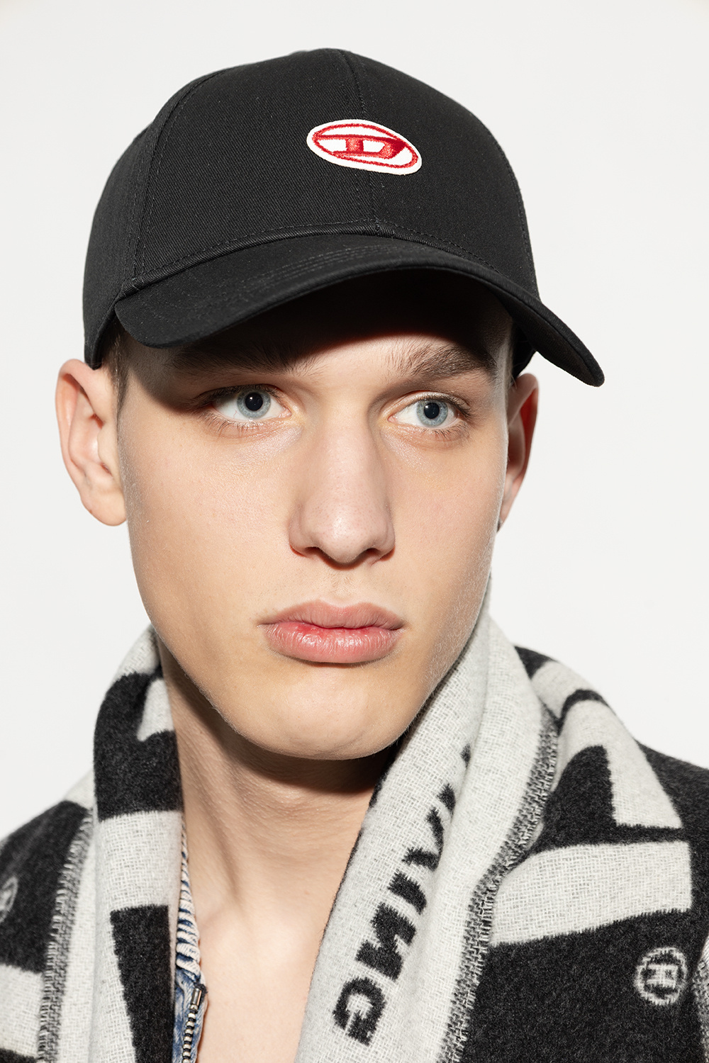 Diesel ‘C-RUNEY’ baseball cap