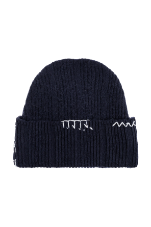 Wool beanie with stitching