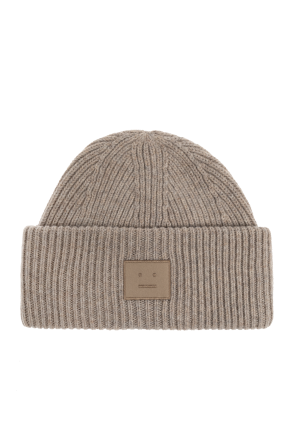 Gorra con parche con logo