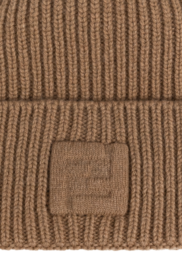 Fendi Wool hat with logo