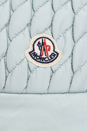 Moncler Enfant Inject some West Coast style into your casual fits with this grey cap from