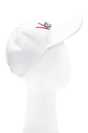 Branded baseball cap od Versace