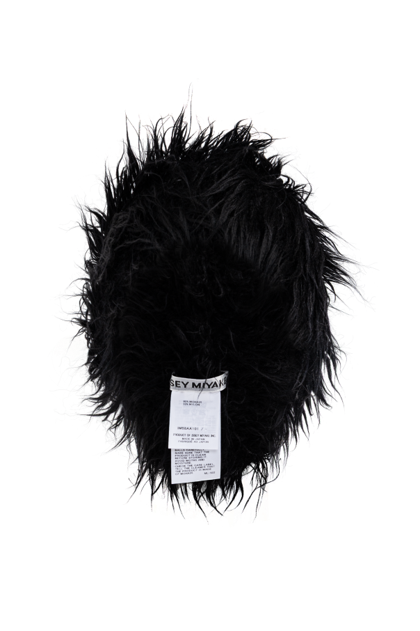 Mohair hat od Issey Miyake