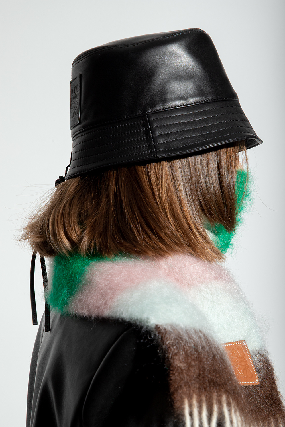 Loewe Hats Women 112100101100 Leather Black 257,25€