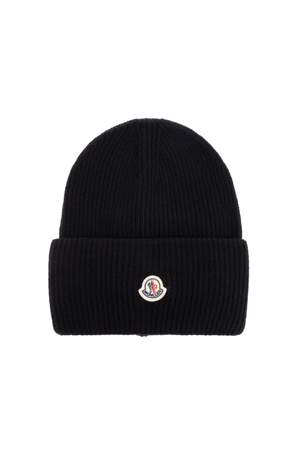 Wool beanie with logo patch od Moncler
