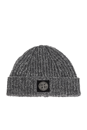 Gorra con parche con logo