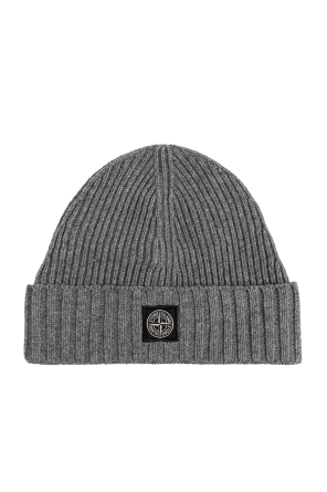 Gorra con parche con logo