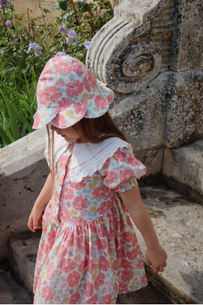 Konges Sløjd Hat with floral motif
