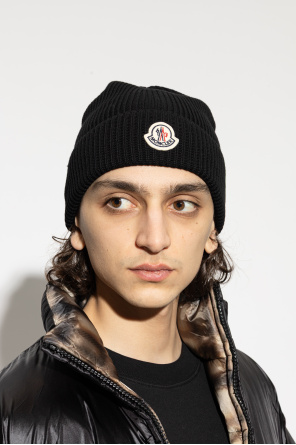 Cap with logo patch od Moncler
